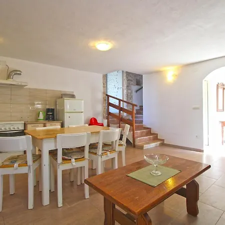 House 917 Tatil Evi Valtura