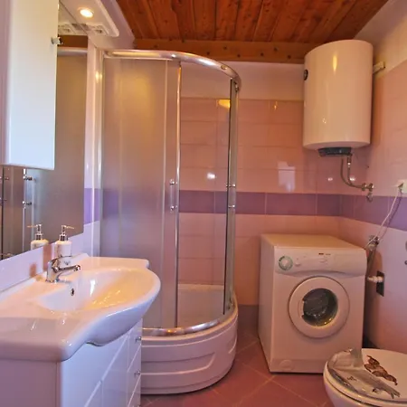 House 917 Valtura